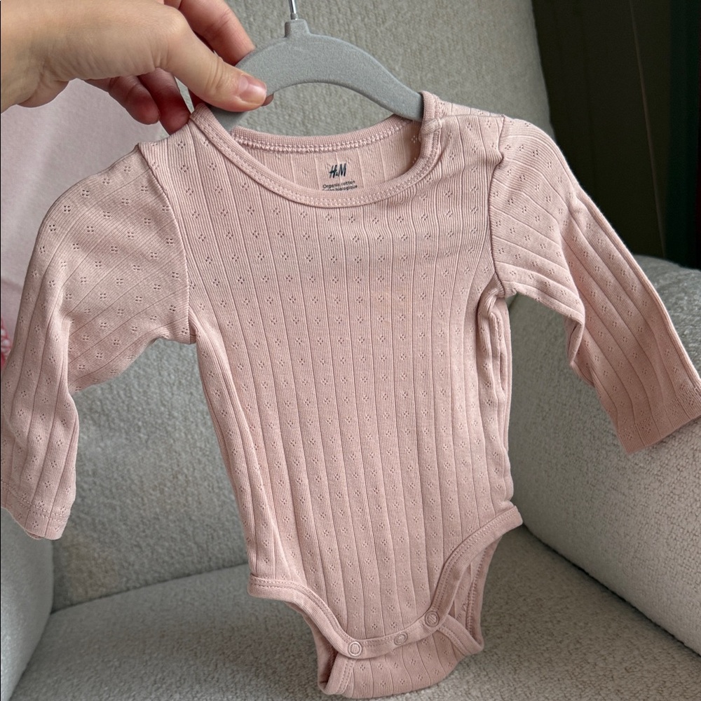 H&M Blush Ribbed Baby Bodysuit